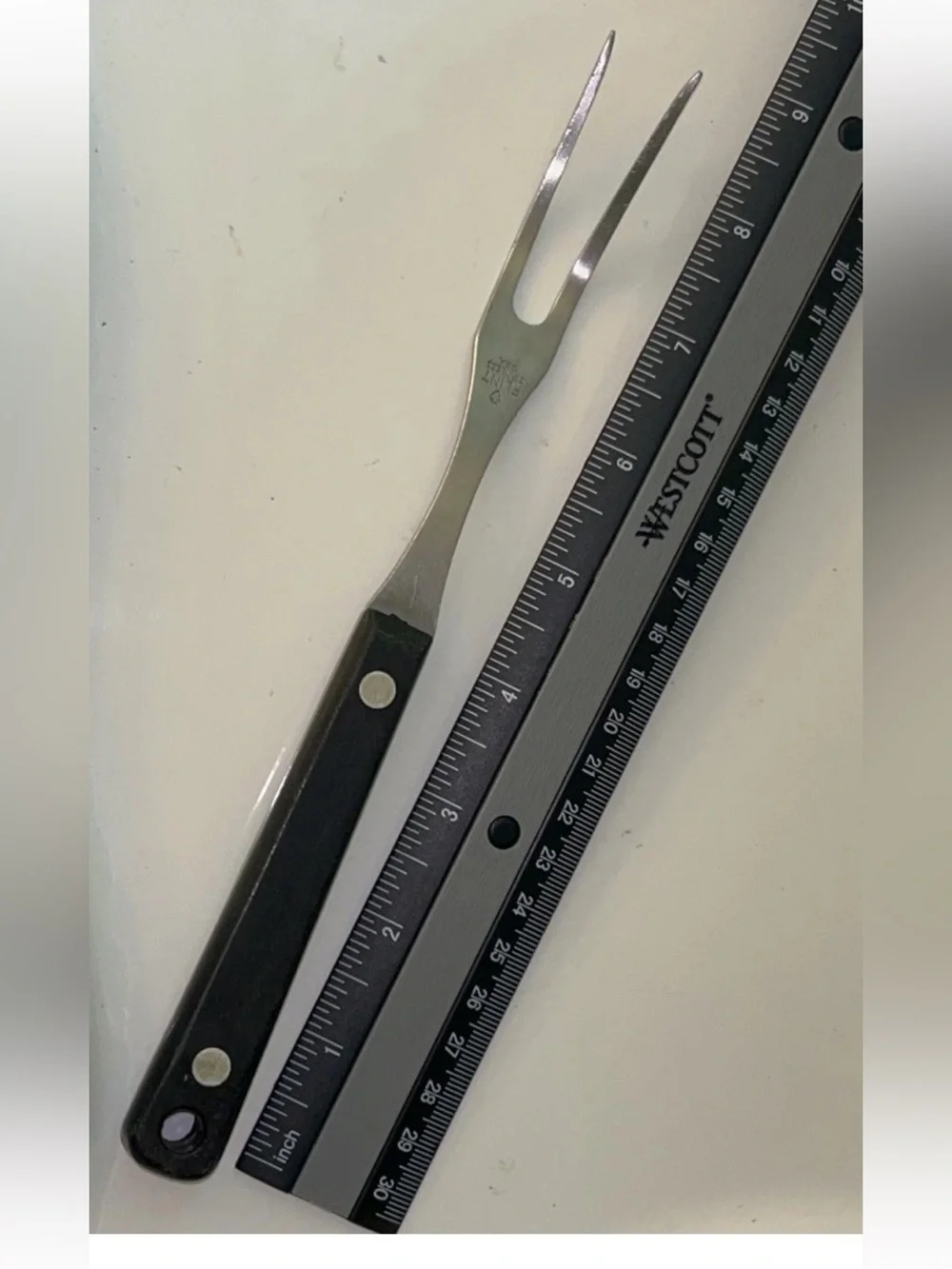 Ekco Flint 9-inch two-prong kitchen fork